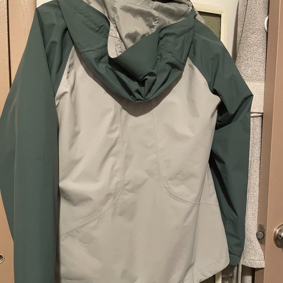 The North Face two in one jacket - Picture 4 of 4